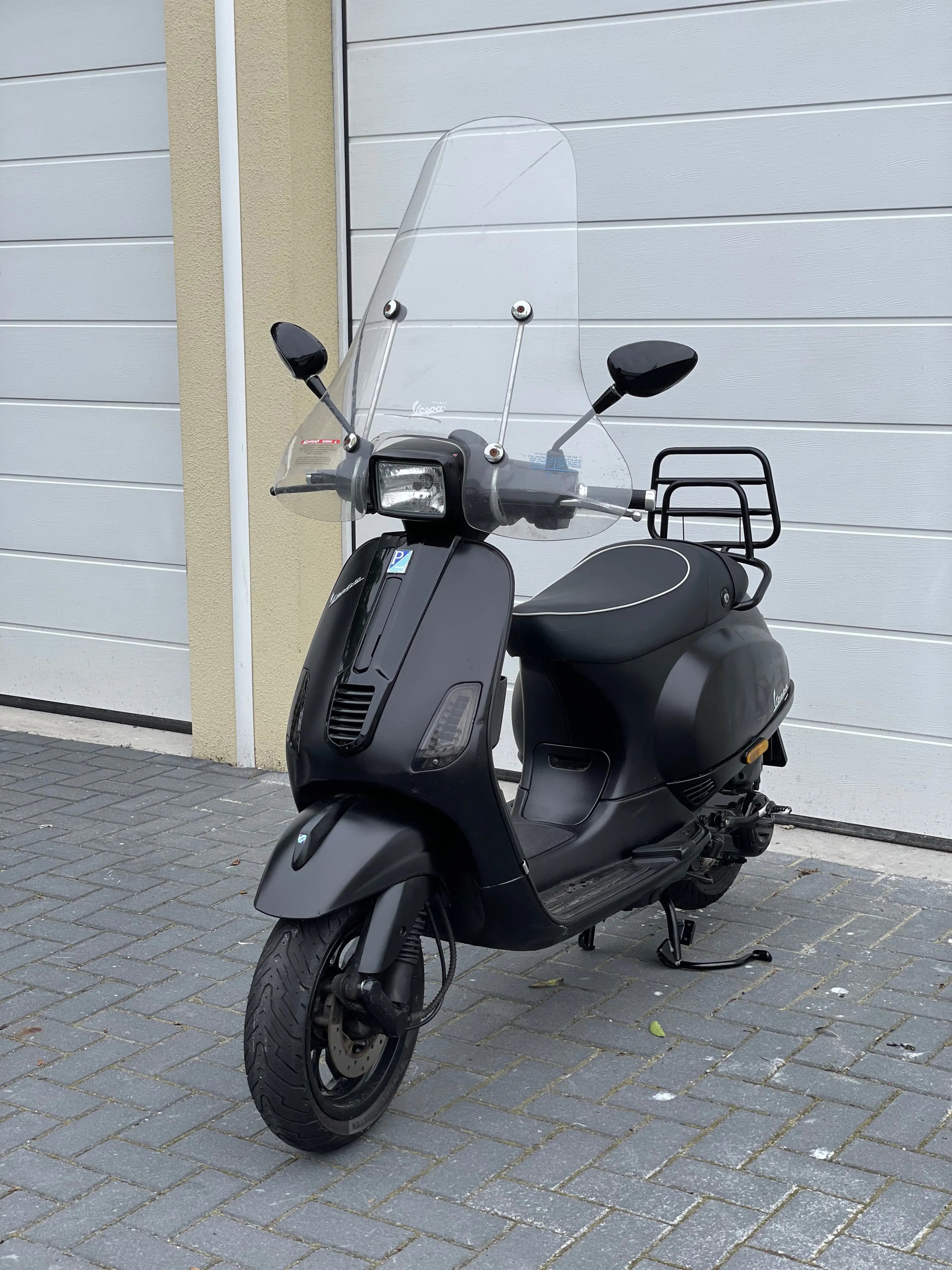 Vespa S & LX AE-trading