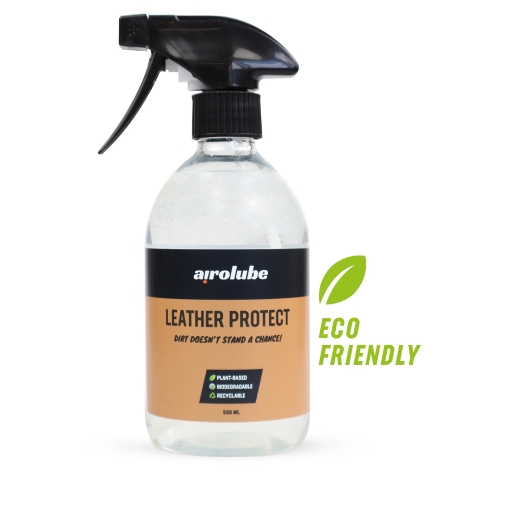 Airolube Leather Protect 500ml is een plant-based impregneermiddel voor het beschermen van lederen bekledingen. De unieke formule geeft de hechting van vuil en vocht aan lederen bekledingen geen kans. Tegelijk zorgt het ervoor dat het leder kan blijven... - AE-trading