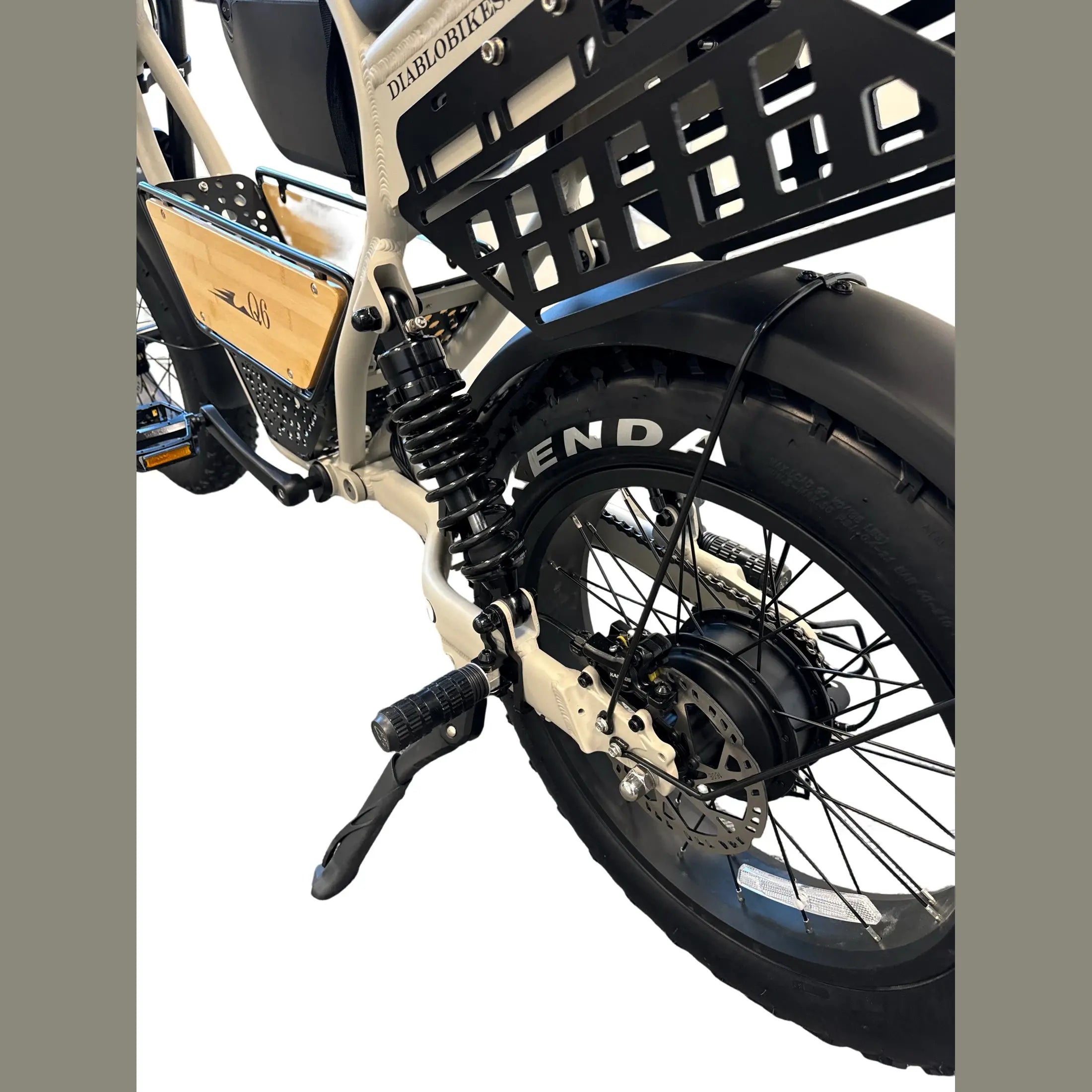 Diablo Q6 Fatbike 7RD Shimano Versnellingen en Hydraulische Remmen met alle Accessoires - Fashion Grey - AE-trading