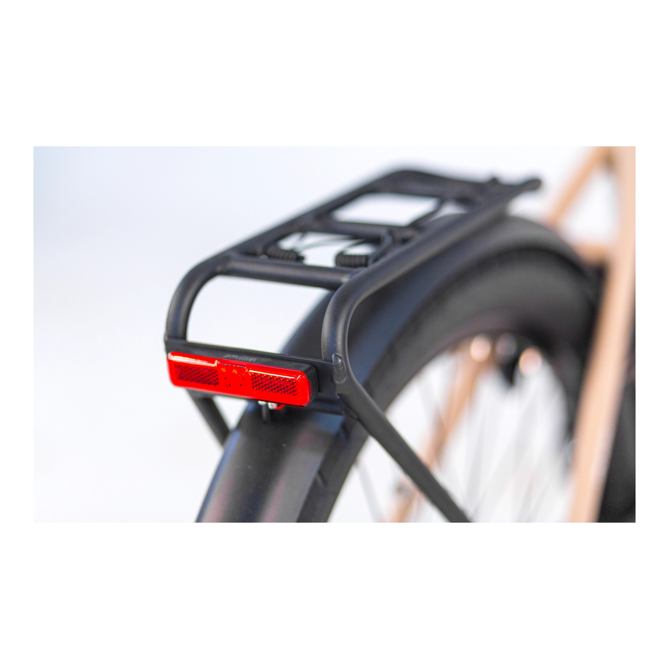 Puch E-Felice N7 - Elektrische Fiets - Mat Beige - 48cm - Lage Instap - 720Wh Accu Capaciteit - 250W Ananda Middenmotor - Hydraulische Remmen - Shimano Nexus 7 Versnellingen