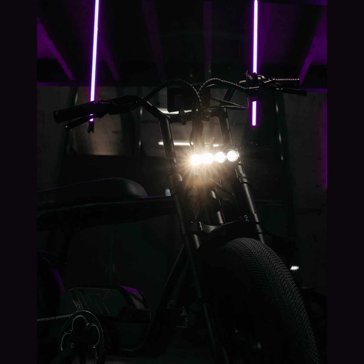 Pulse R1 Cross Fatbike - Zwart - AE-trading