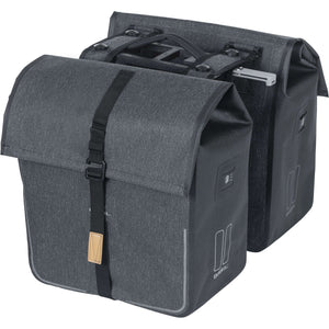 Basil fietstas dubbel Urban dry charcoal melee MIK 50L - AE-trading