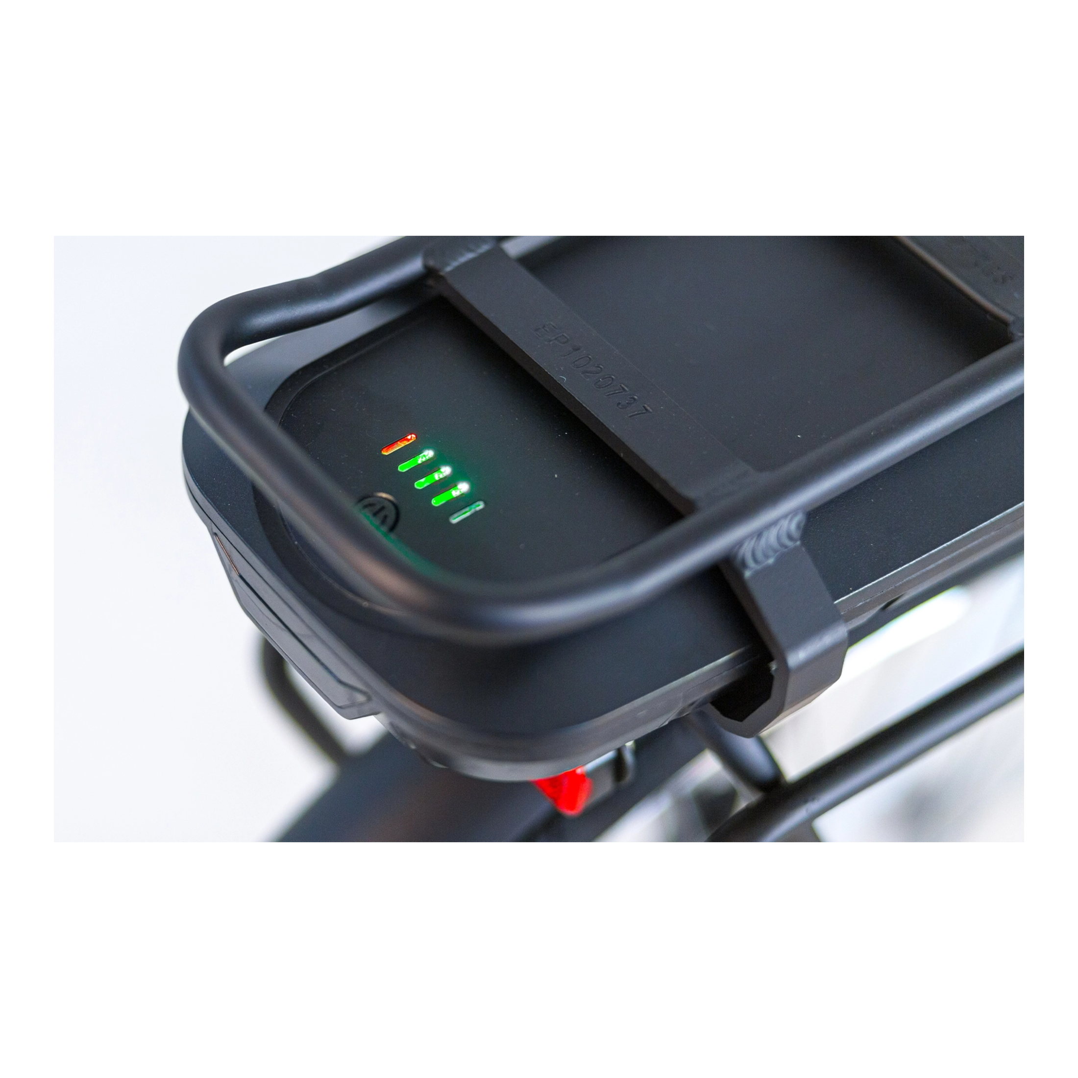 Tomos EB 05 - Elektrische Fiets - Glanzend Wit - 28 inch - 50 cm - Accu 522Wh - 250W Ananda Voorwielmotor - Shimano Tourney 7 Versnellingen - V-Brake Remmen