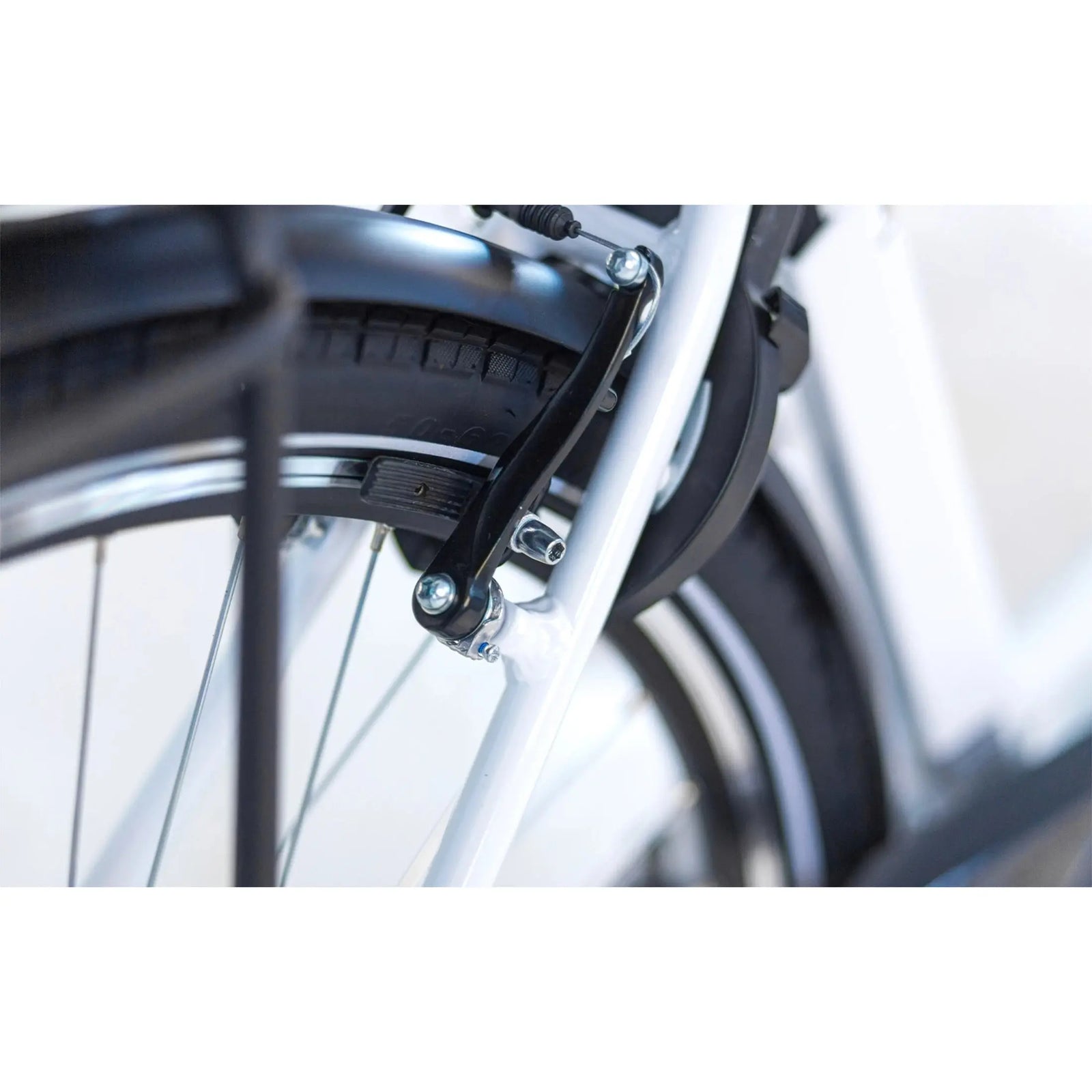Tomos EB 05 - Elektrische Fiets - Glanzend Wit - 28 inch - 50 cm - Accu 522Wh - 250W Ananda Voorwielmotor - Shimano Tourney 7 Versnellingen - V-Brake Remmen - AE-trading