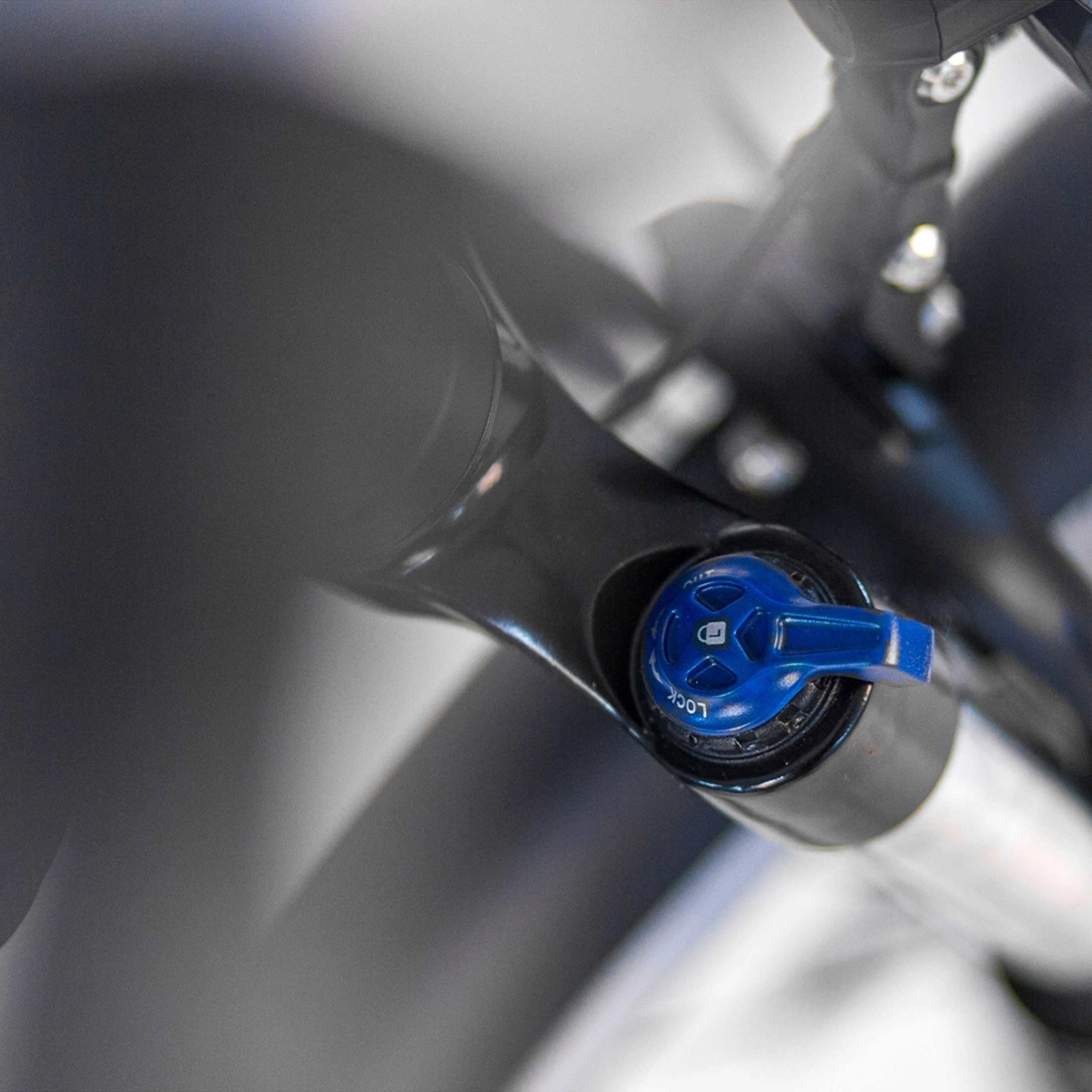 Tomos EB 07 - Elektrische Fiets - Mat Groen - 28 inch - 55 cm - Accu 522Wh - 250W Ananda Voorwielmotor - Shimano Nexus 7 Versnellingen - Hydraulische Schijfremmen