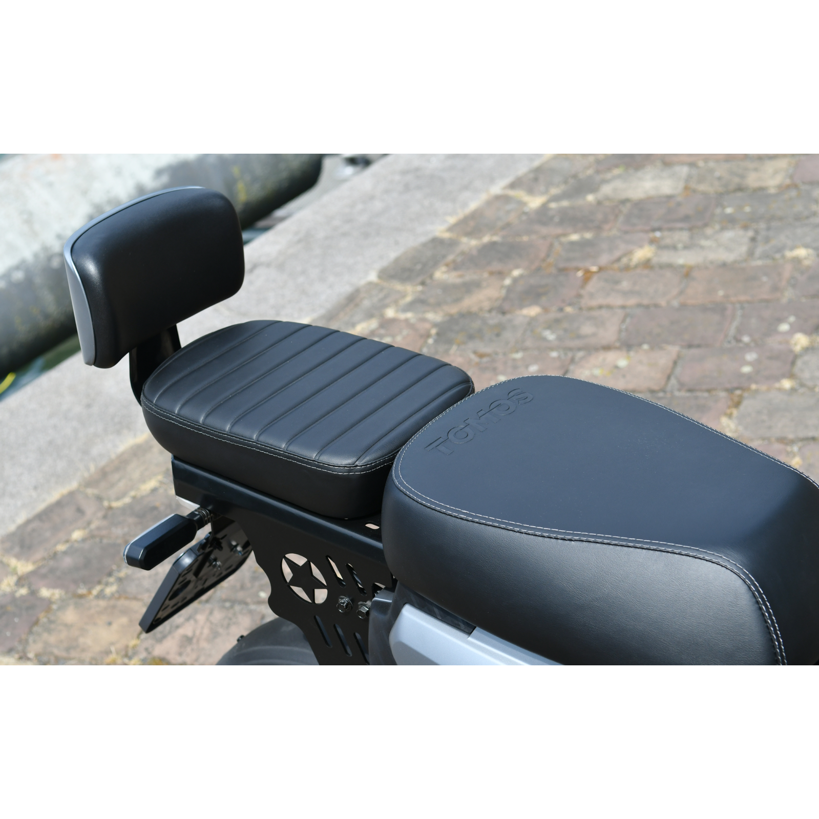 Tomos ES 01 – Mat Zwart – Elektrische Scooter – 1000W Motor – 60V/25Ah Accu – 25 km/u - AE-trading