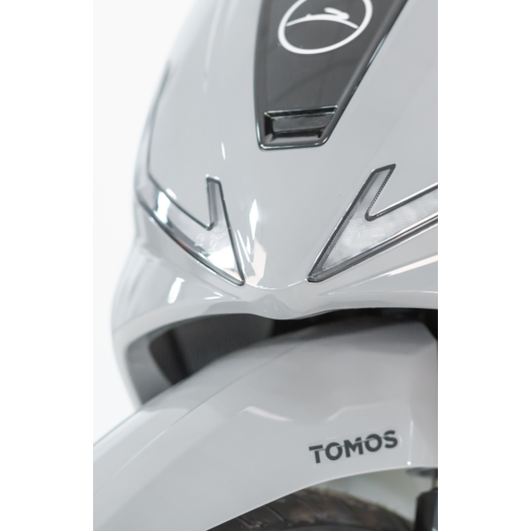 Tomos GS 02 – Grijs – Euro 5+ Benzinescooter – 49cc – 1,9 kW – CVT – LED-verlichting – 16/14 inch wielen - AE-trading