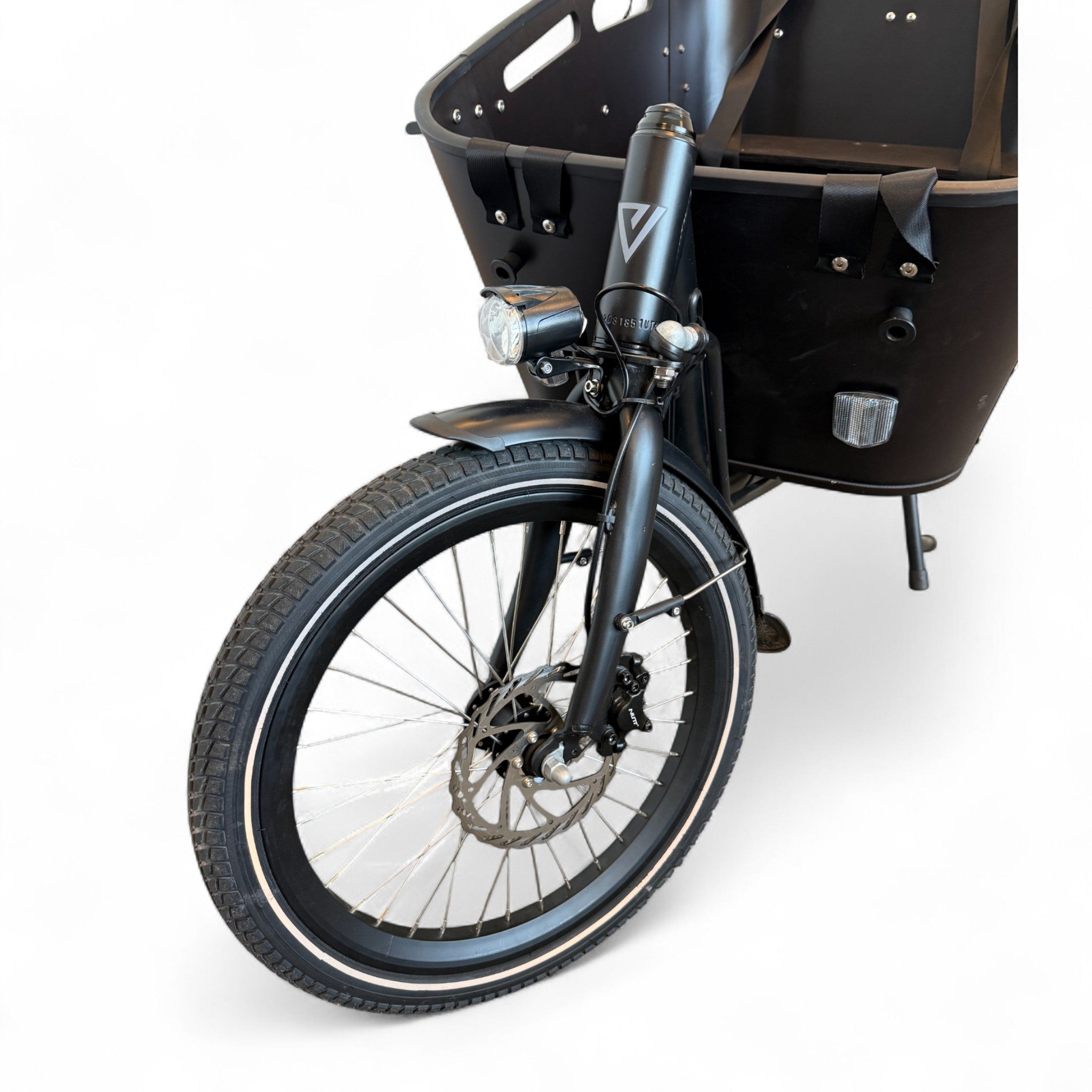Vogue Carry 2 – Mat Grijs – Elektrische Bakfiets – 80Nm middenmotor – 15Ah accu – 8 versnellingen – Hydraulische schijfremmen - AE-trading