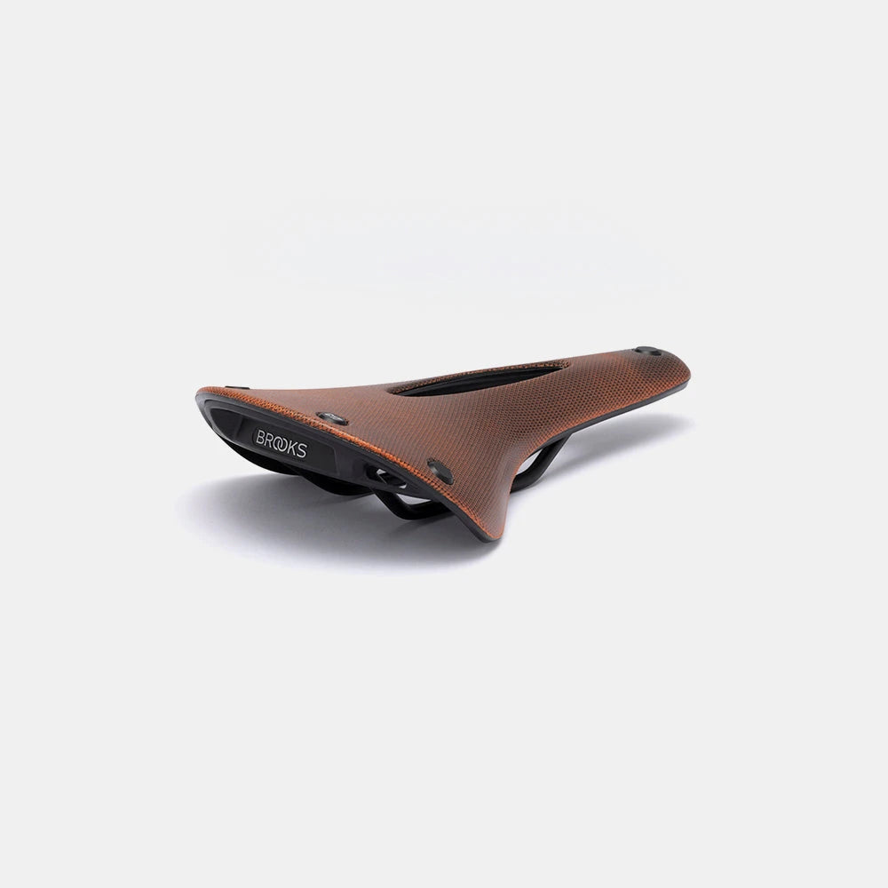 Brooks zadel C17 Carved Orange - AE-trading