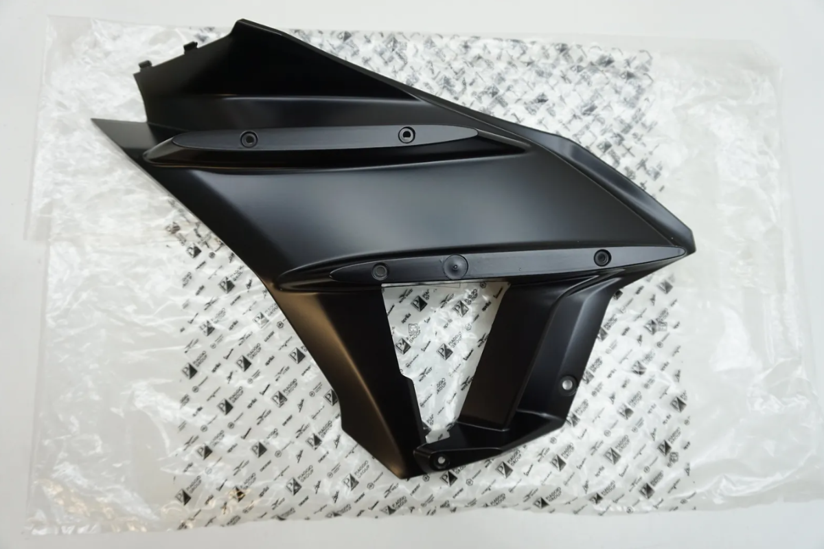 Piaggio Lh Interal Side Fairing Aprilia Tuono 660 - AE-trading