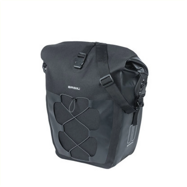 Basil Navigator waterproof enkele fietstas L, waterdicht (ipx3) Tarpaulin en 600D polyester, , vak op voorzijde met elastiek, Rolsluiting, reflectie, afneembare schouderriem, Hook-On system, 25-31L, zwart - AE-trading