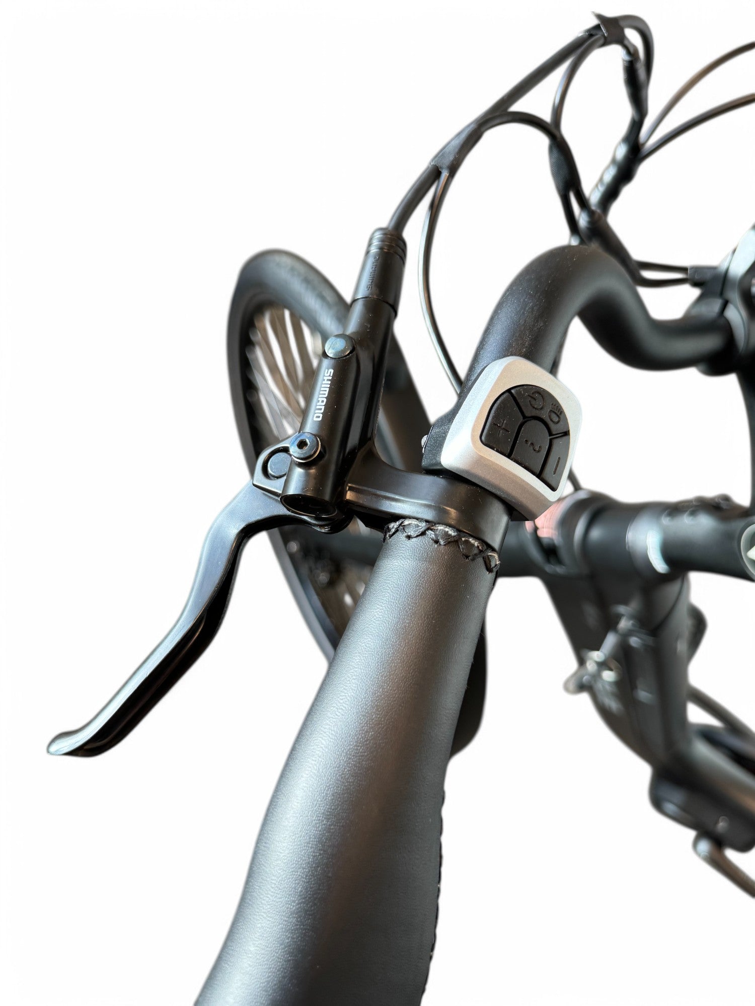 Vogue Mestengo 46cm E-bike Hydraulische Remmen met Middenmotor - Mat Zwart - AE-trading