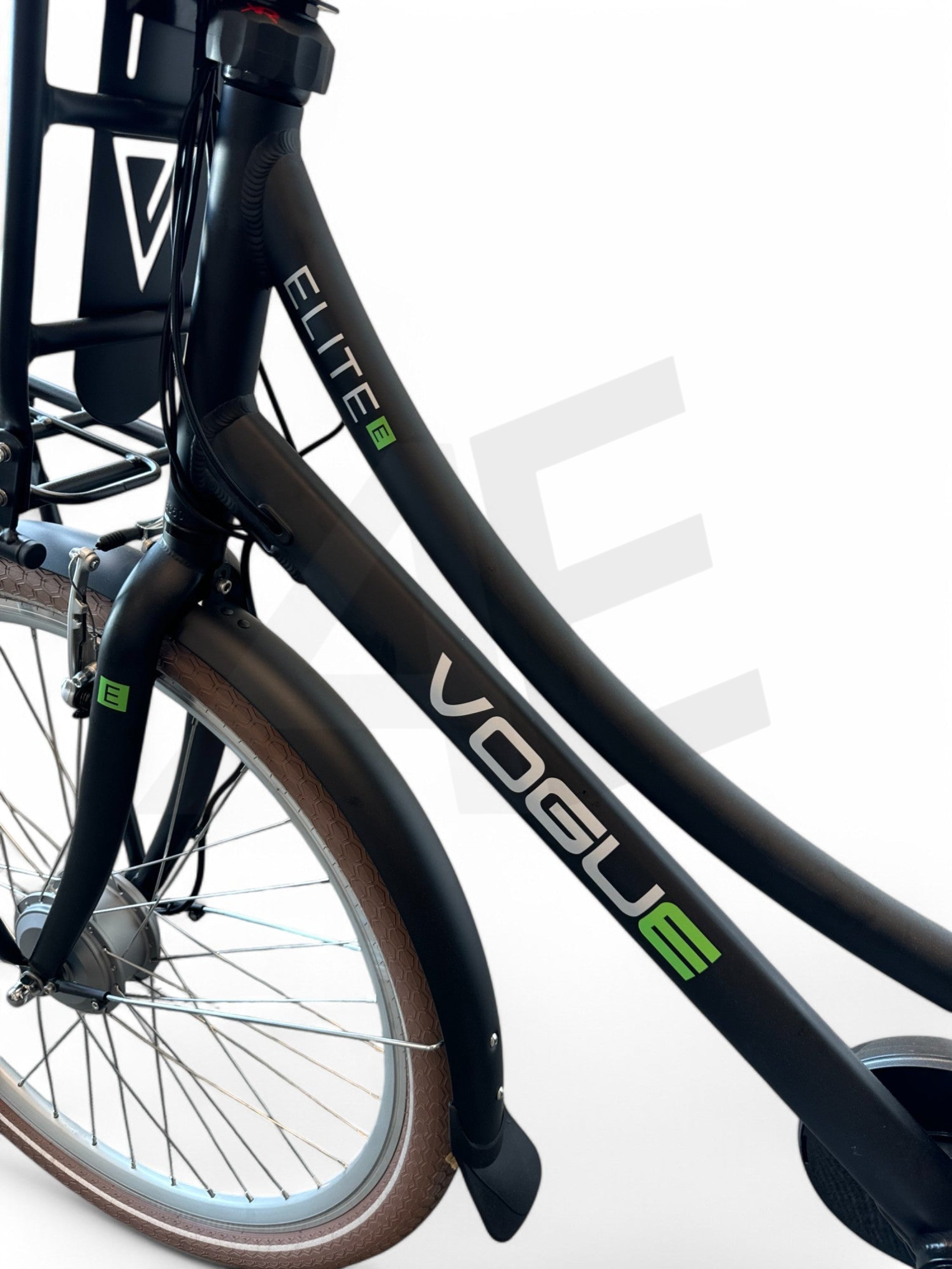 Vélo électrique Vogue Elite 3 vitesses 13Ah 50cm E-bike - Noir mat avec accents marron