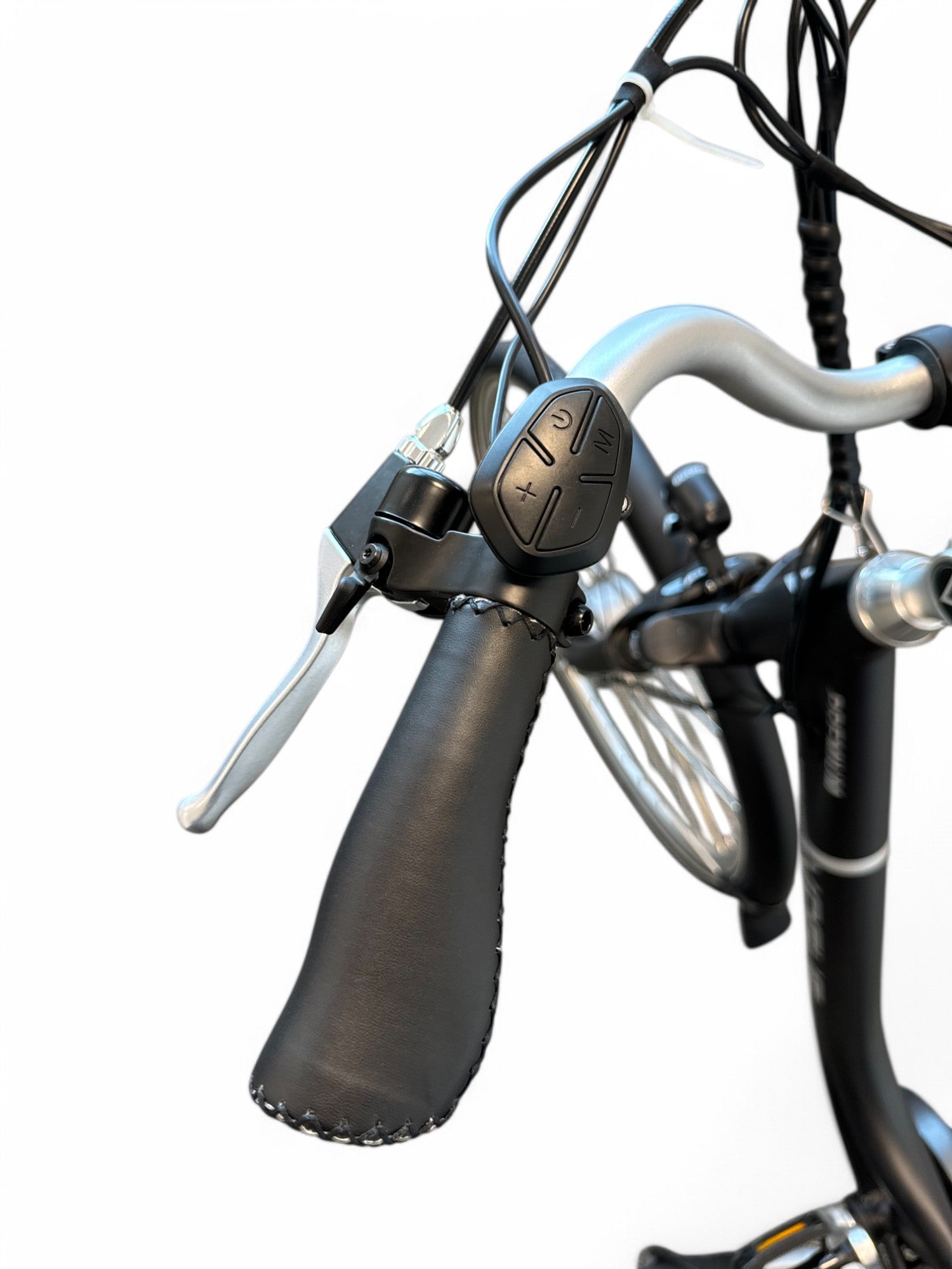 Vogue Premium E-bike 7SP 48cm Lage Instap - Mat Zwart - AE-trading