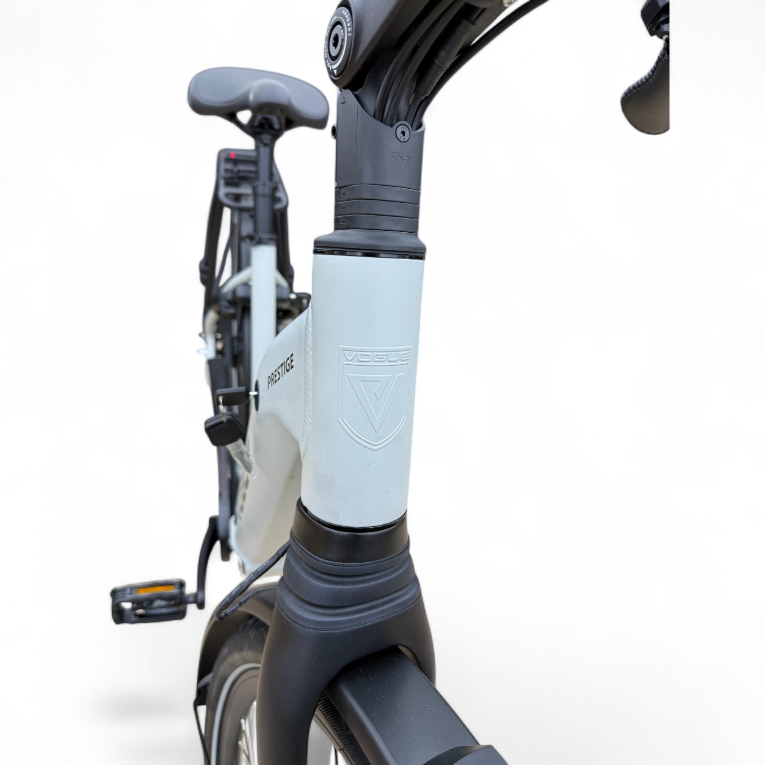 Vogue Prestige – Elektrische Unisex E-Bike 28 inch – 48 cm – MOTINOVA Middenmotor 80Nm – V-Snaar Aandrijving – 14,5Ah Accu – Mat Cool Grey - AE-trading