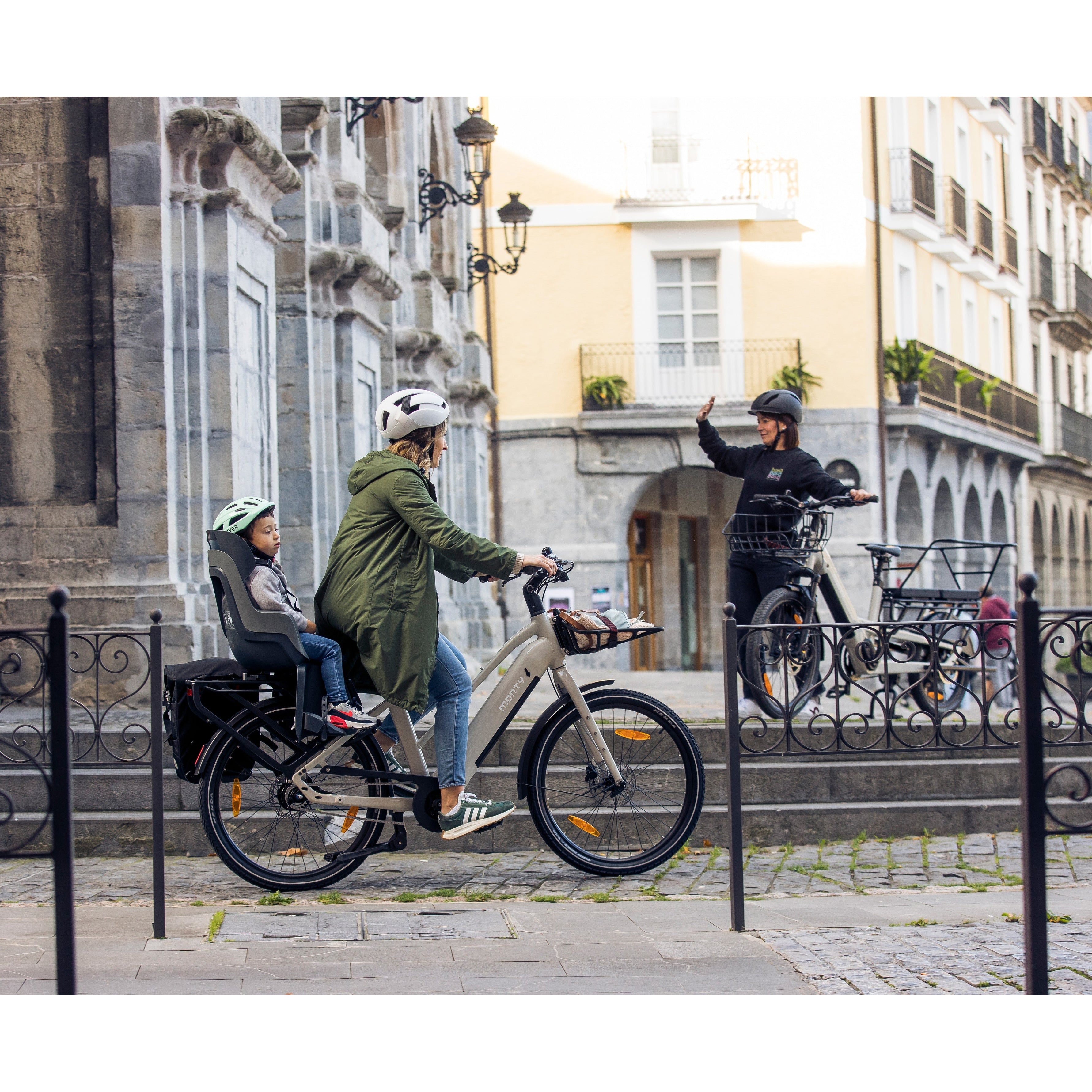Monty Cargo V6 Strada - Glossy White - Elektrische Longtail - AE-trading