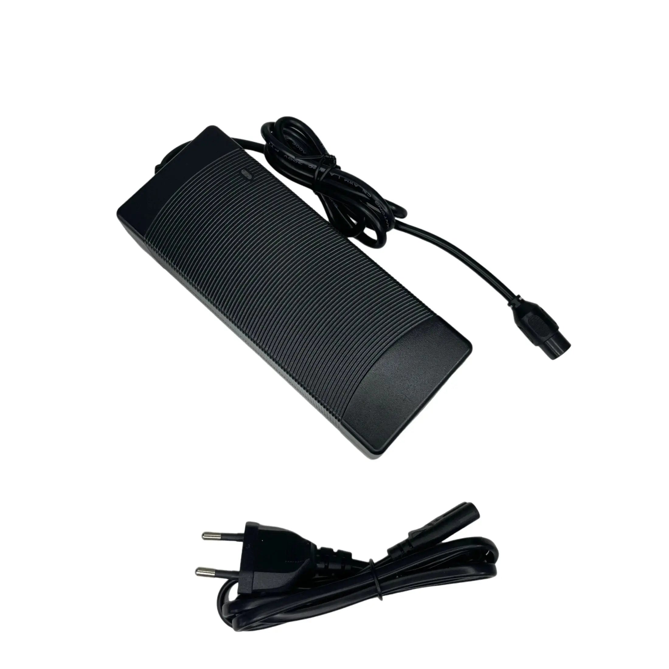 Oplader V20 Fatbike QmWheel Nieuw model 3 pins - AE-trading