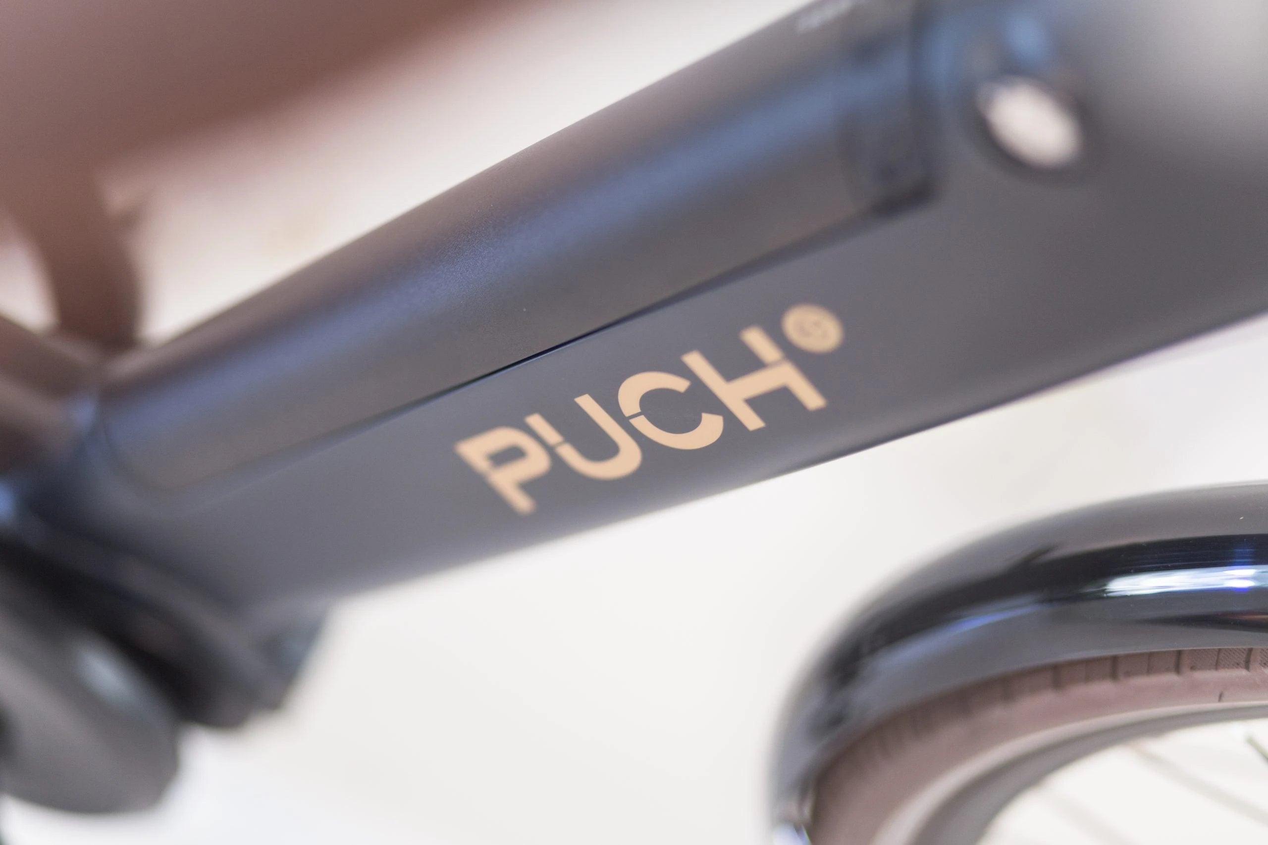 PUCH E-Dance S N7 Elektrische Fiets - Damesfiets - Mat Zwart - Lage instap - Ananda M80 - 7-versnellingen - E-bike - AE-trading