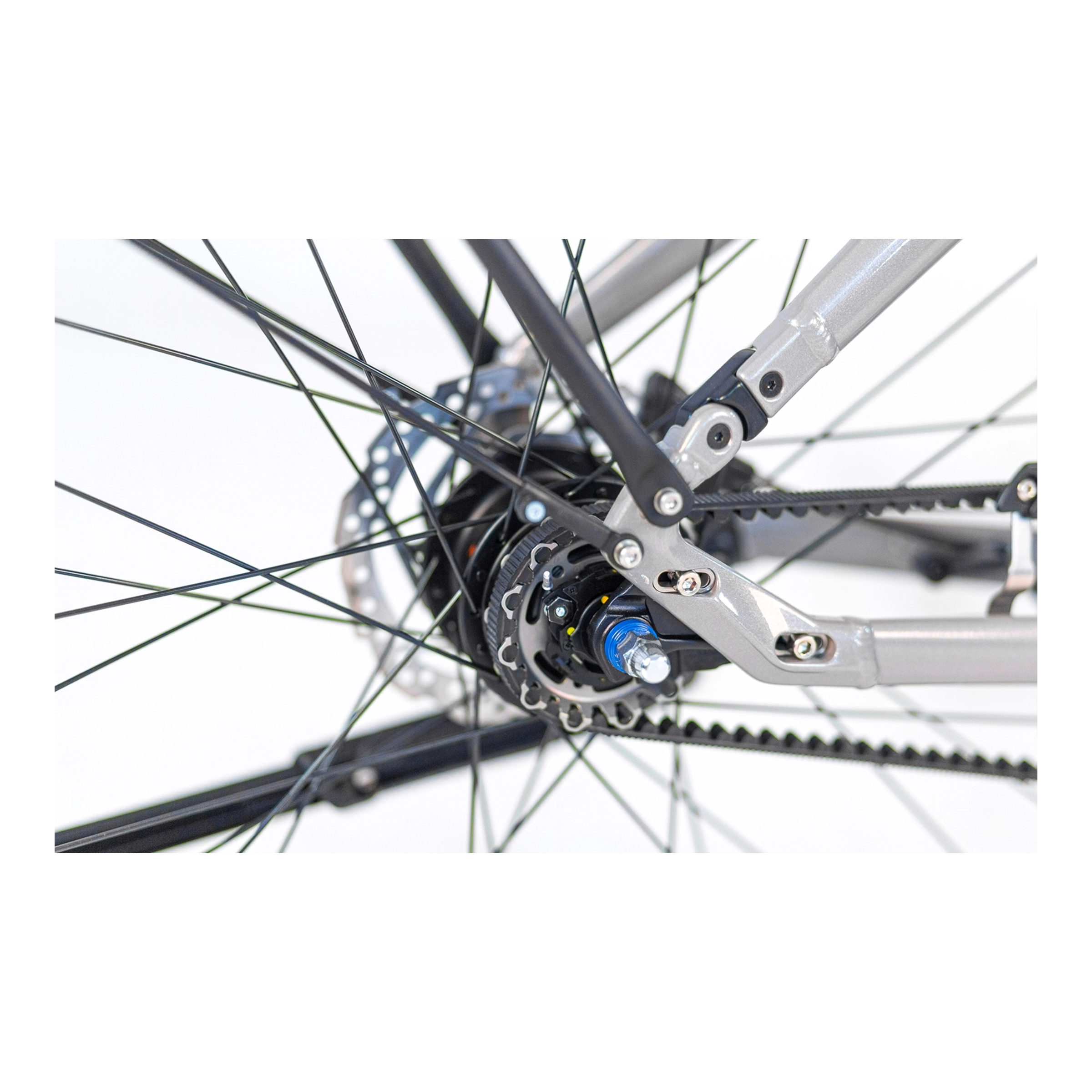 Puch E-Felice N7 - Elektrische Fiets - Aluminium Grijs - Belt Drive - 53cm - Lage Instap - 720Wh Accu Capaciteit - 250W Ananda Middenmotor - Hydraulische Remmen - AE-trading