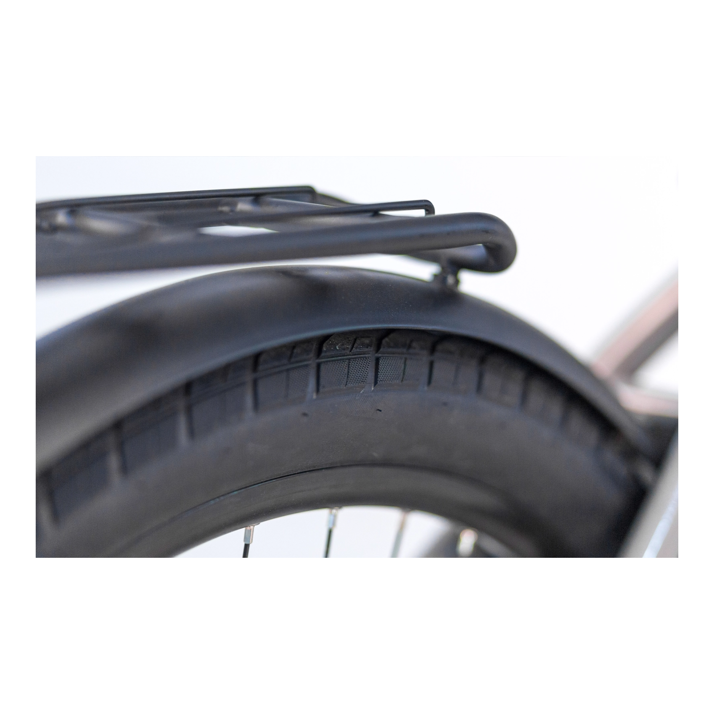 Puch E-Felice N7 - Elektrische Fiets - Aluminium Grijs - Belt Drive - 48cm - Lage Instap - 720Wh Accu Capaciteit - 250W Ananda Middenmotor - Hydraulische Remmen - AE-trading