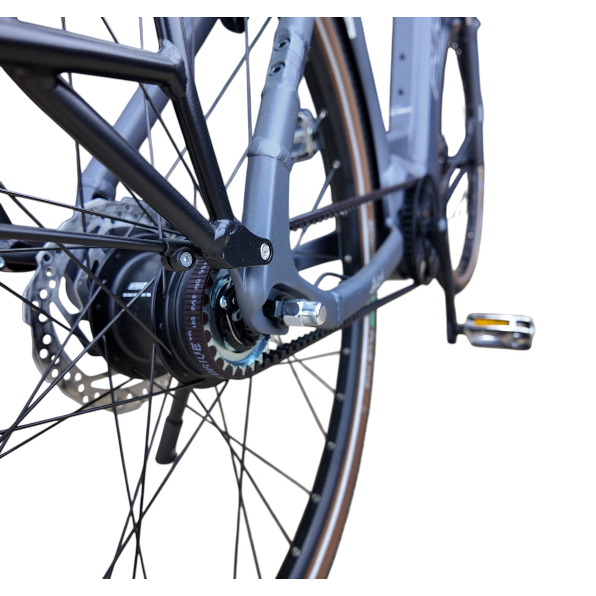 Puch E-Maxi S+ Active Plus 500 - Elektrische Fiets - Mat Antraciet - Accu 500Wh - 250W Bosch Middenmotor - Shimano Nexus 8 Versnellingen - Hydraulische Remmen - AE-trading