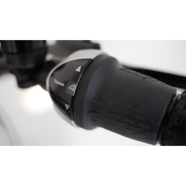 Qivelo Ananda Twowheel 48V – Mat Zwart/Bruin – Elektrische Bakfiets – 614Wh - AE-trading