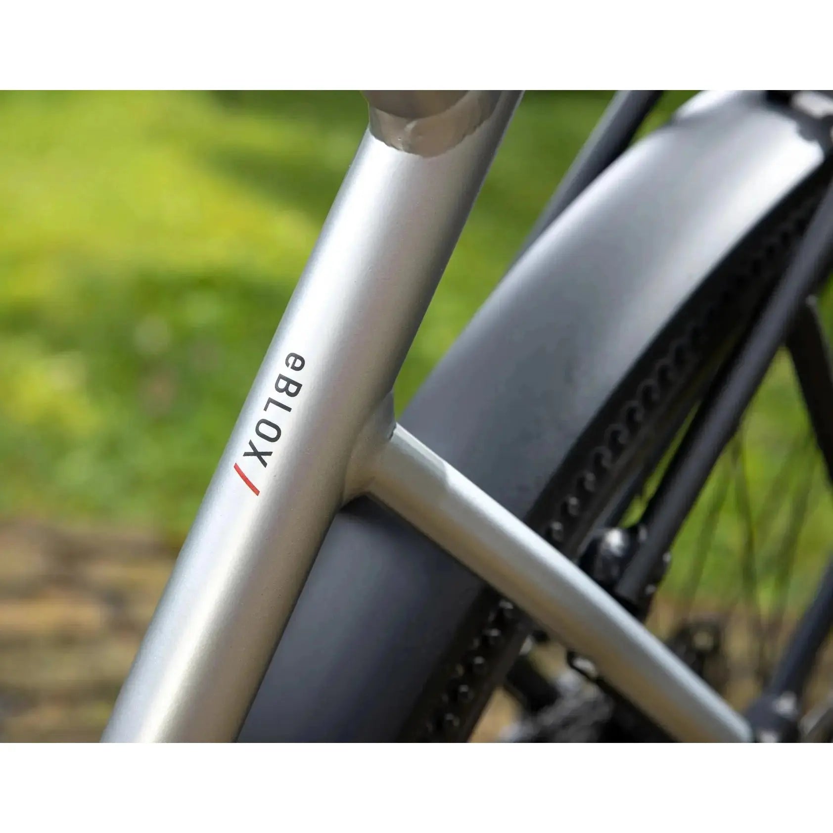 Superior eBlox 6.5 - Matte Dark Chrome / Black - 44cm - Lage Instap - AE-trading