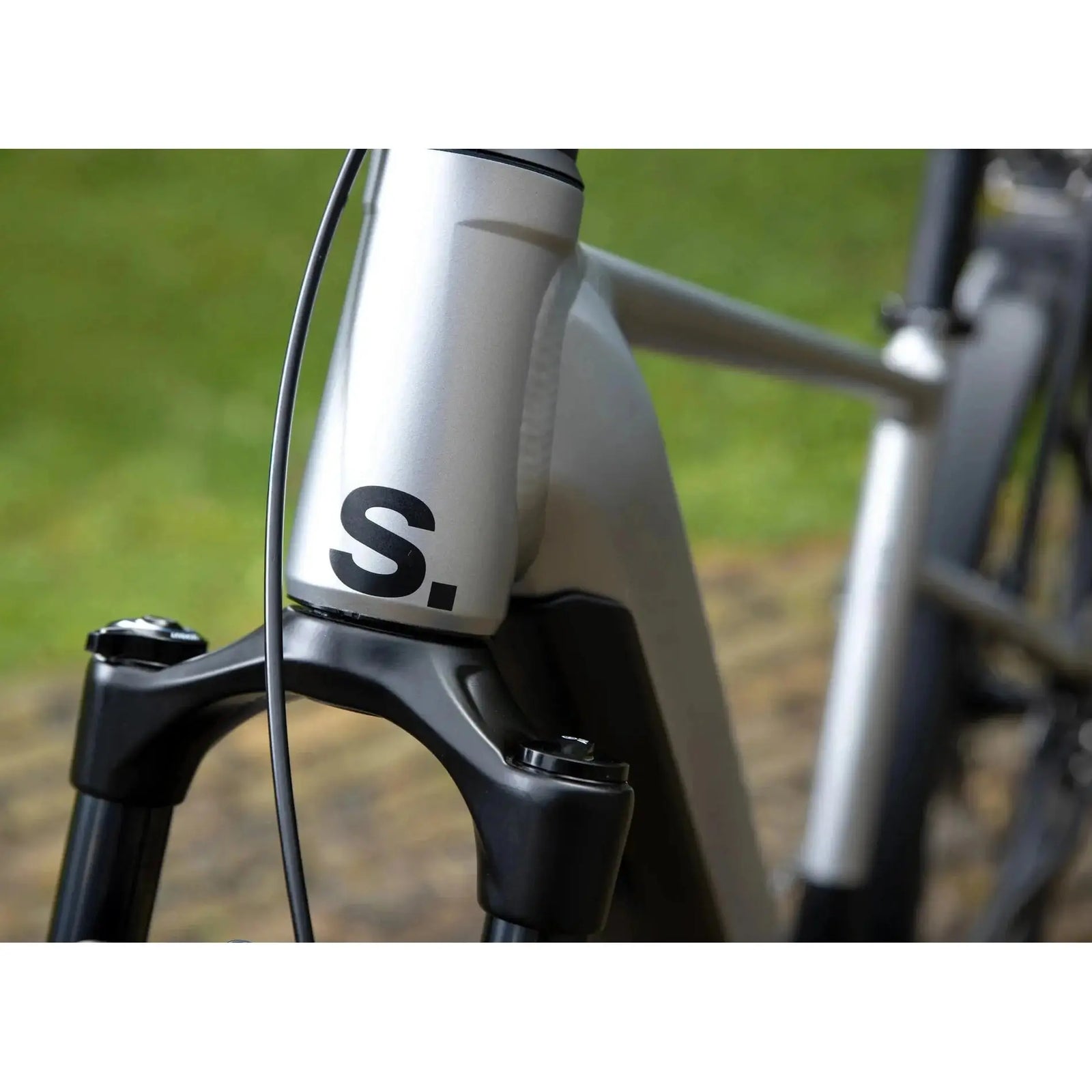 Superior eBlox 6.5 - Matte Dark Chrome / Black - 48cm - Hoge Instap - AE-trading