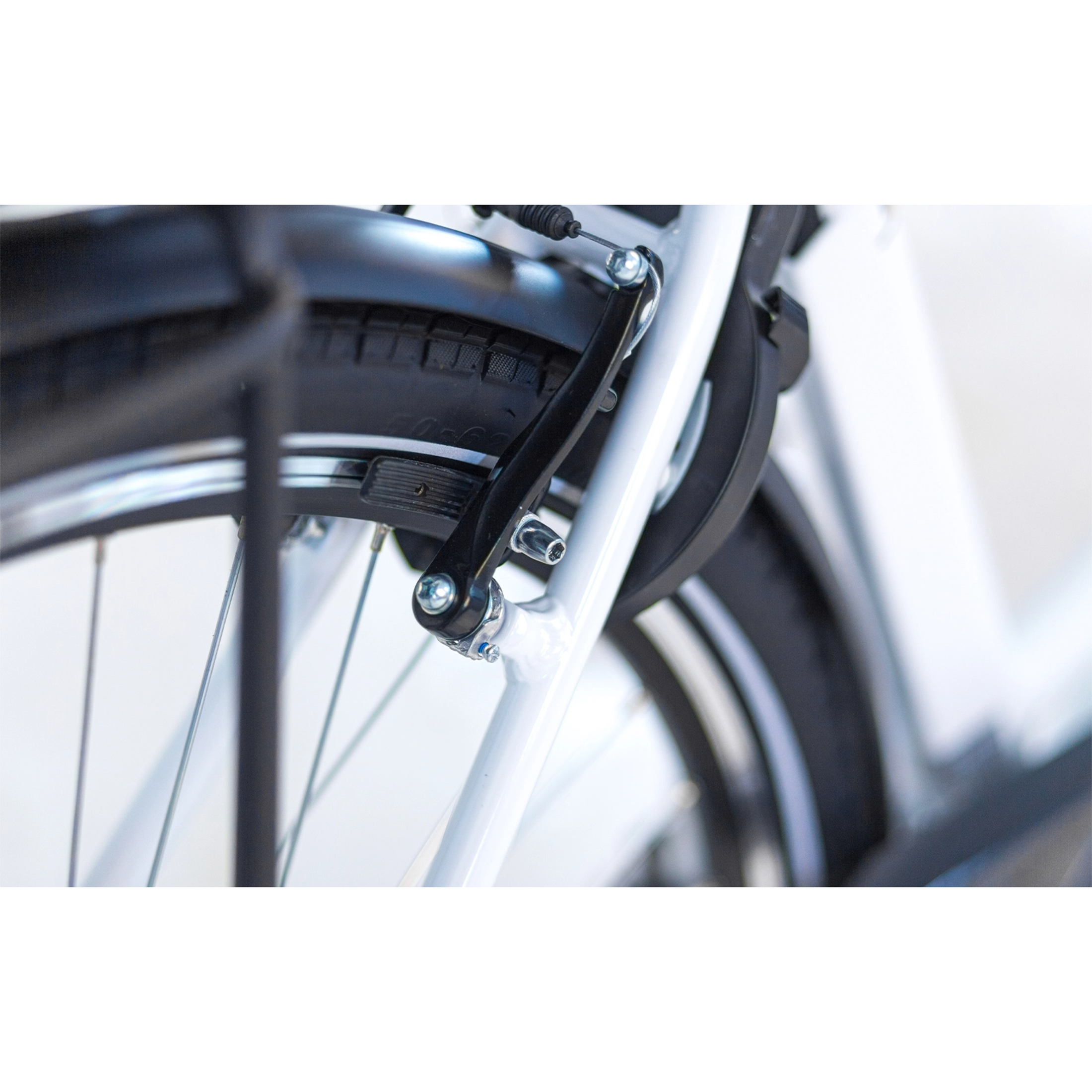 Tomos EB 05 - Elektrische Fiets - Glanzend Zwart - 28 inch - 50 cm - Accu 522Wh - 250W Ananda Voorwielmotor - Shimano Tourney 7 Versnellingen - V-Brake Remmen - AE-trading