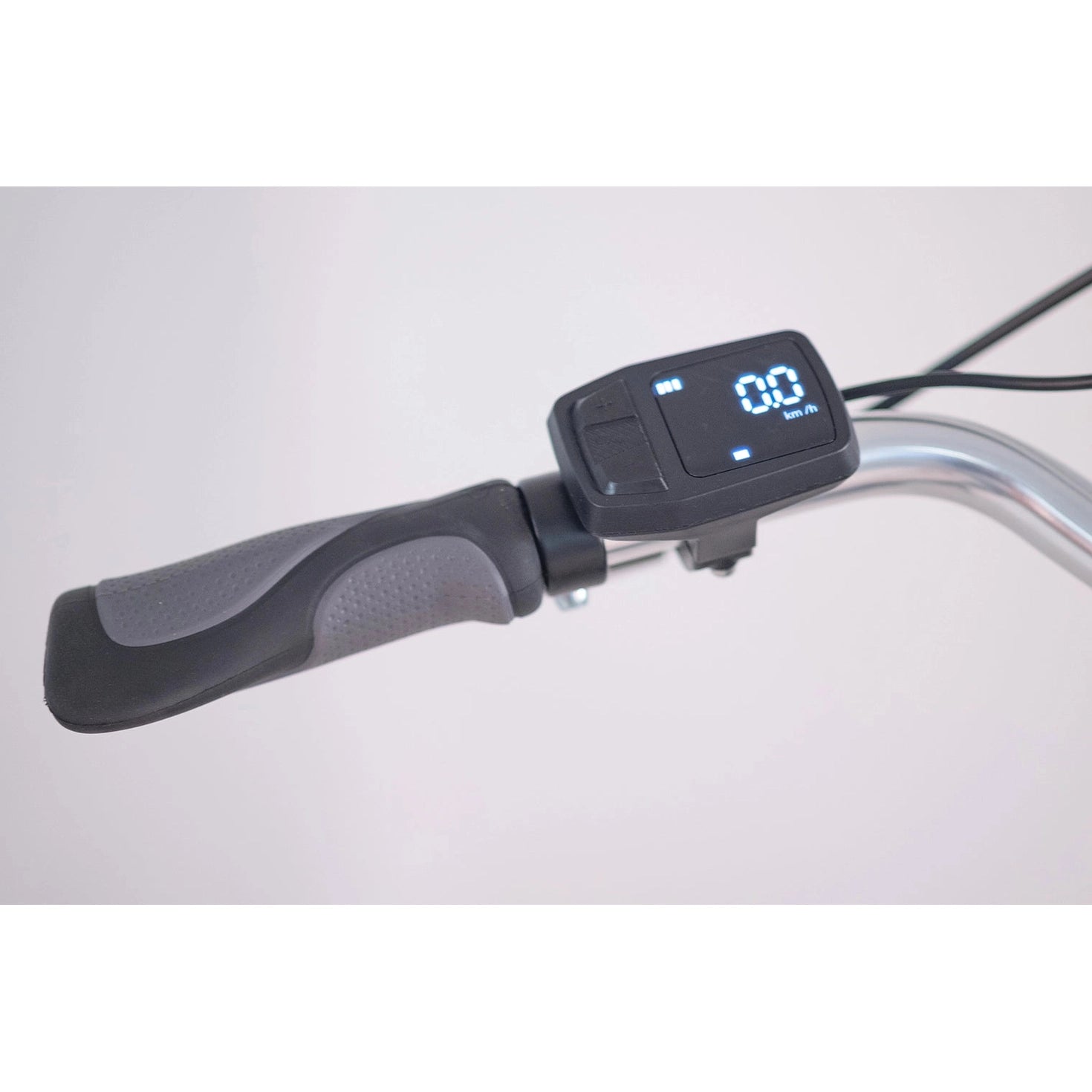 Tomos EB 08 – Coal Black Matt – Elektrische Stadsfiets – 28 inch – Ananda 250W Voorwielmotor – Shimano Nexus 3 Versnellingen – 522 Wh Accu – Framemaat 55 cm - AE-trading