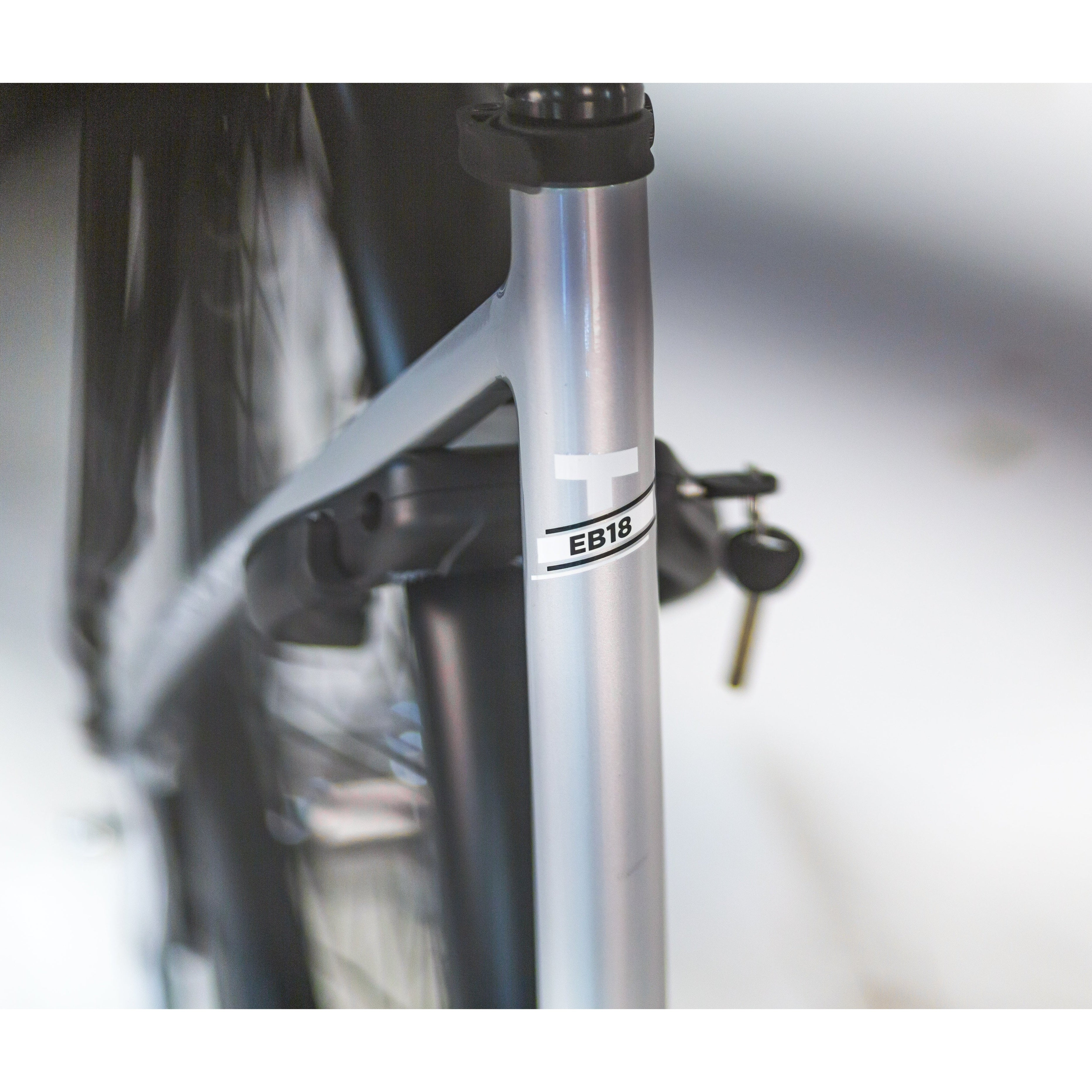 Tomos EB 18 - Silver Champagne Glossy - 50cm - 748Wh - AE-trading