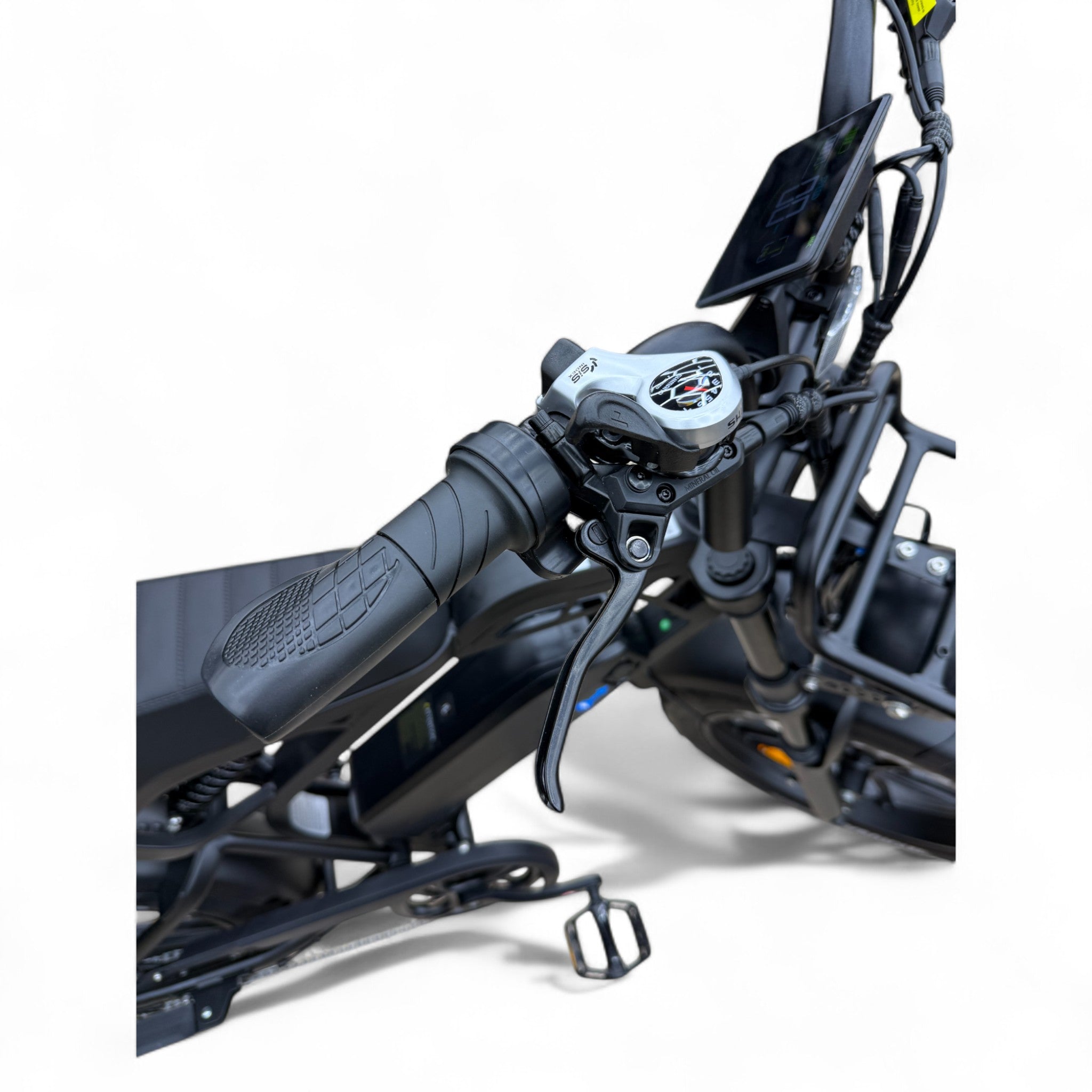 V20 Pro Fatbike QmWheel Zwart 2025 met Hydraulische remmen - AE-trading