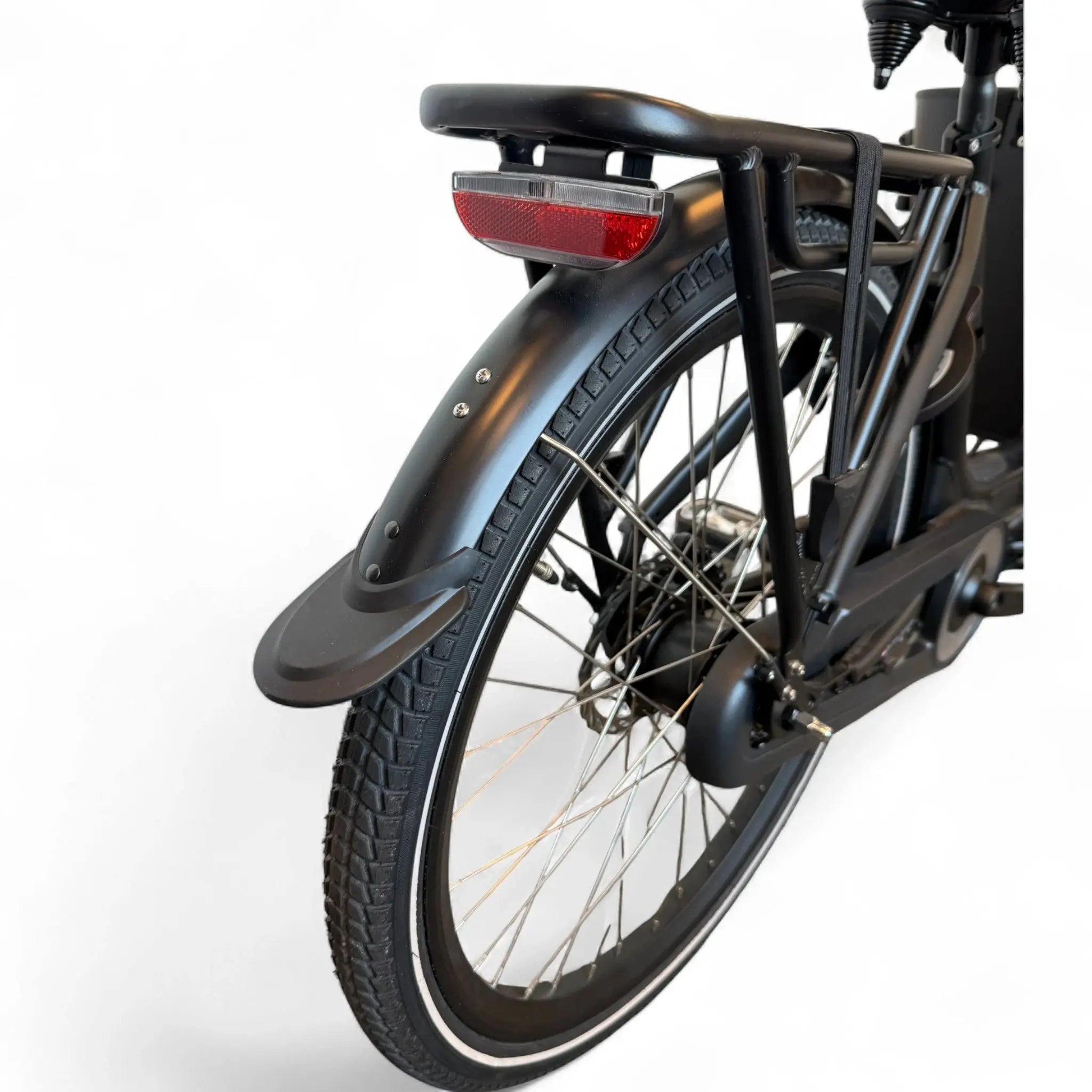 Vogue Carry 2 – Mat Zwart/Bruin – Elektrische Bakfiets – 80Nm middenmotor – 15Ah accu – 8 versnellingen – Hydraulische schijfremmen - AE-trading