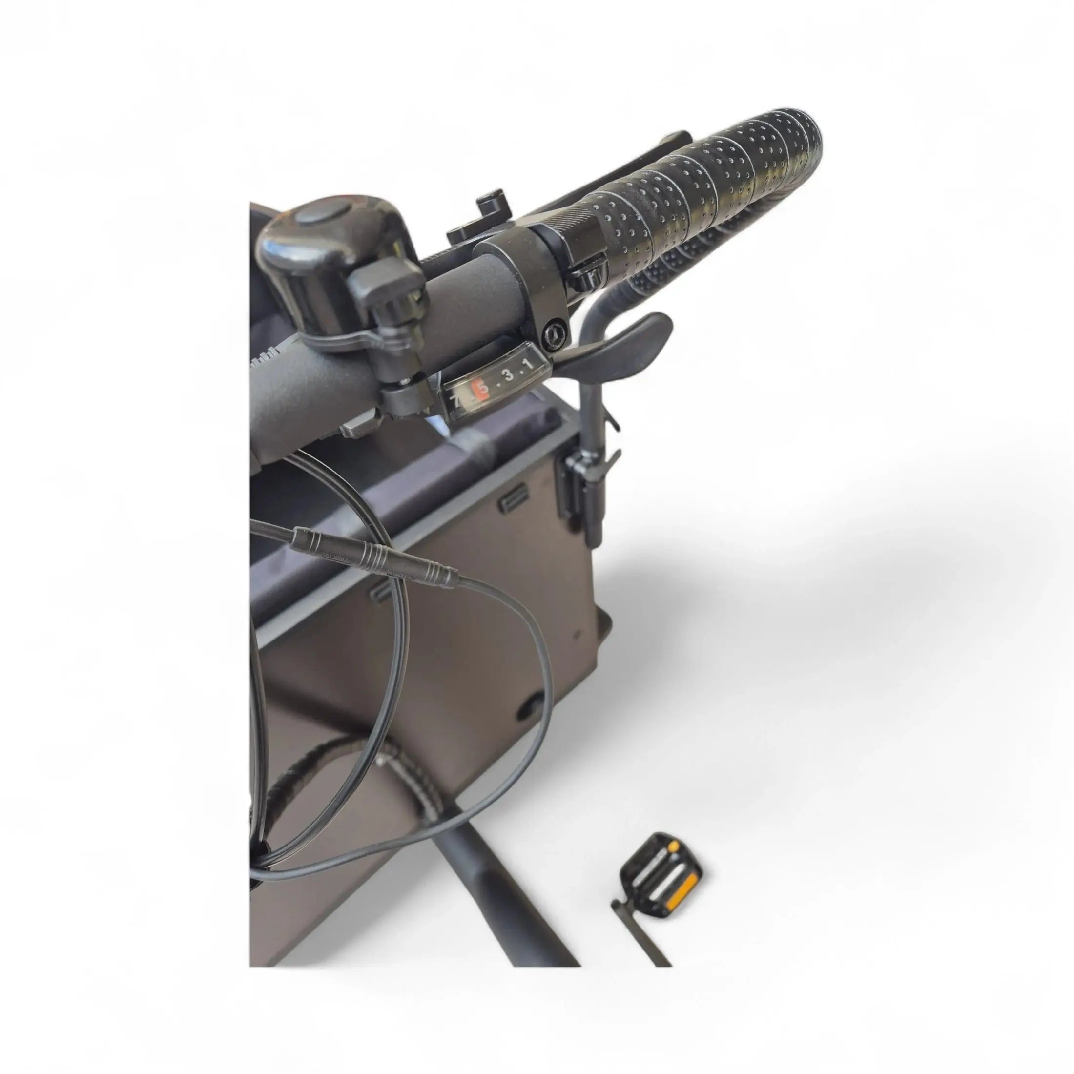 Vogue Journey Plus - Elektrische Bakfiets - Mat Zwart Zwarte Accenten - 48 cm - Accu 522Wh (36V, 14.5Ah) - Ananda Middenmotor - Shimano 7 Versnellingen - Hydraulische Remmen - AE-trading