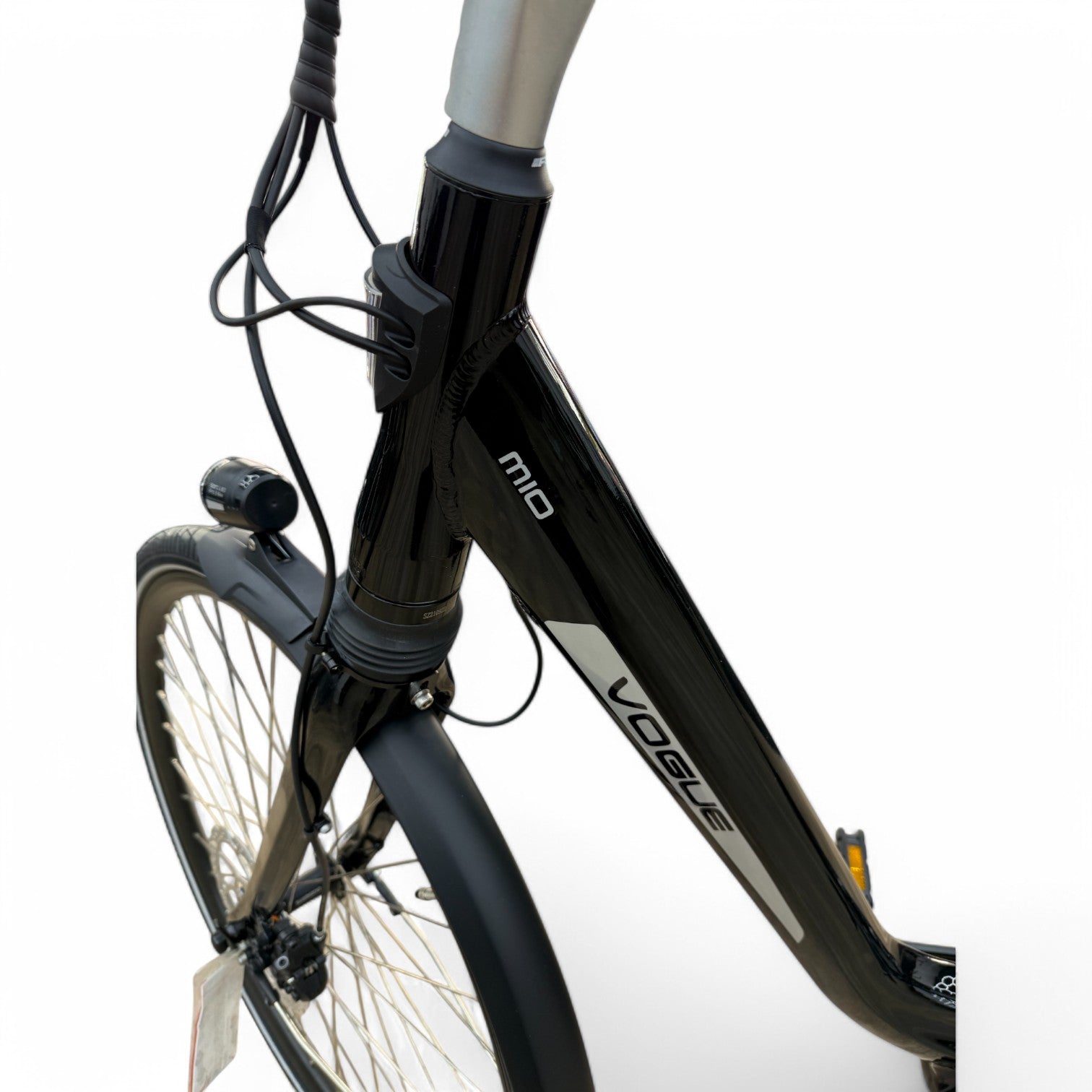 Vogue Mio 8SP Elektrische Fiets E-bike met Hydraulische Remmen 16Ah 36V 576Wh 46cm - Glans Zwart - AE-trading