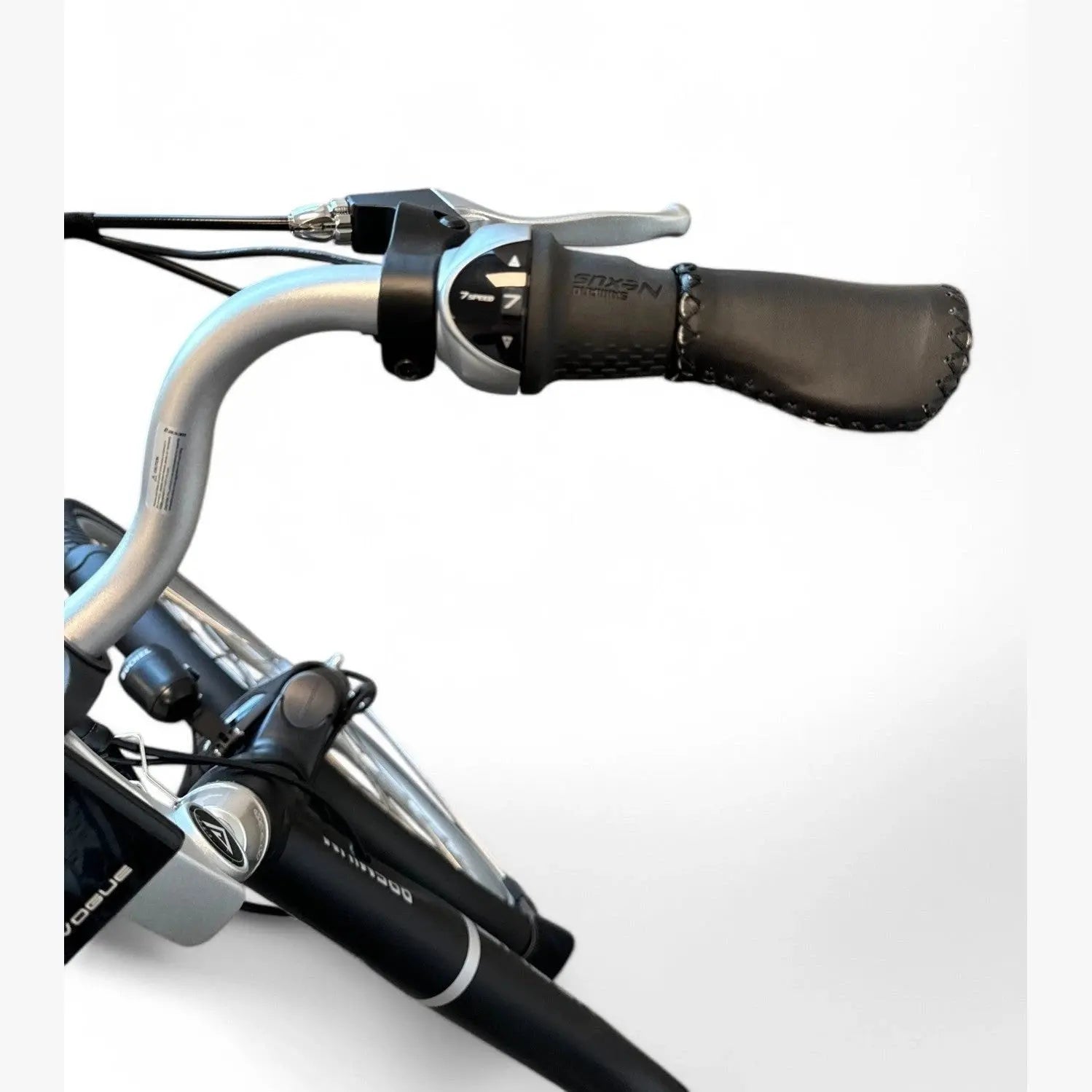 Vogue Premium Elektrische Fiets 7SP 48cm Lage Instap - Mat Zwart - AE-trading