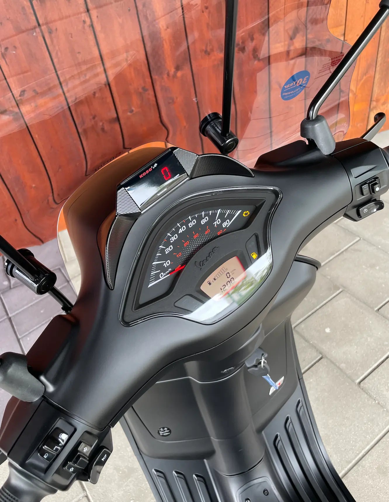 Koso toerenteller met houder Vespa Sprint