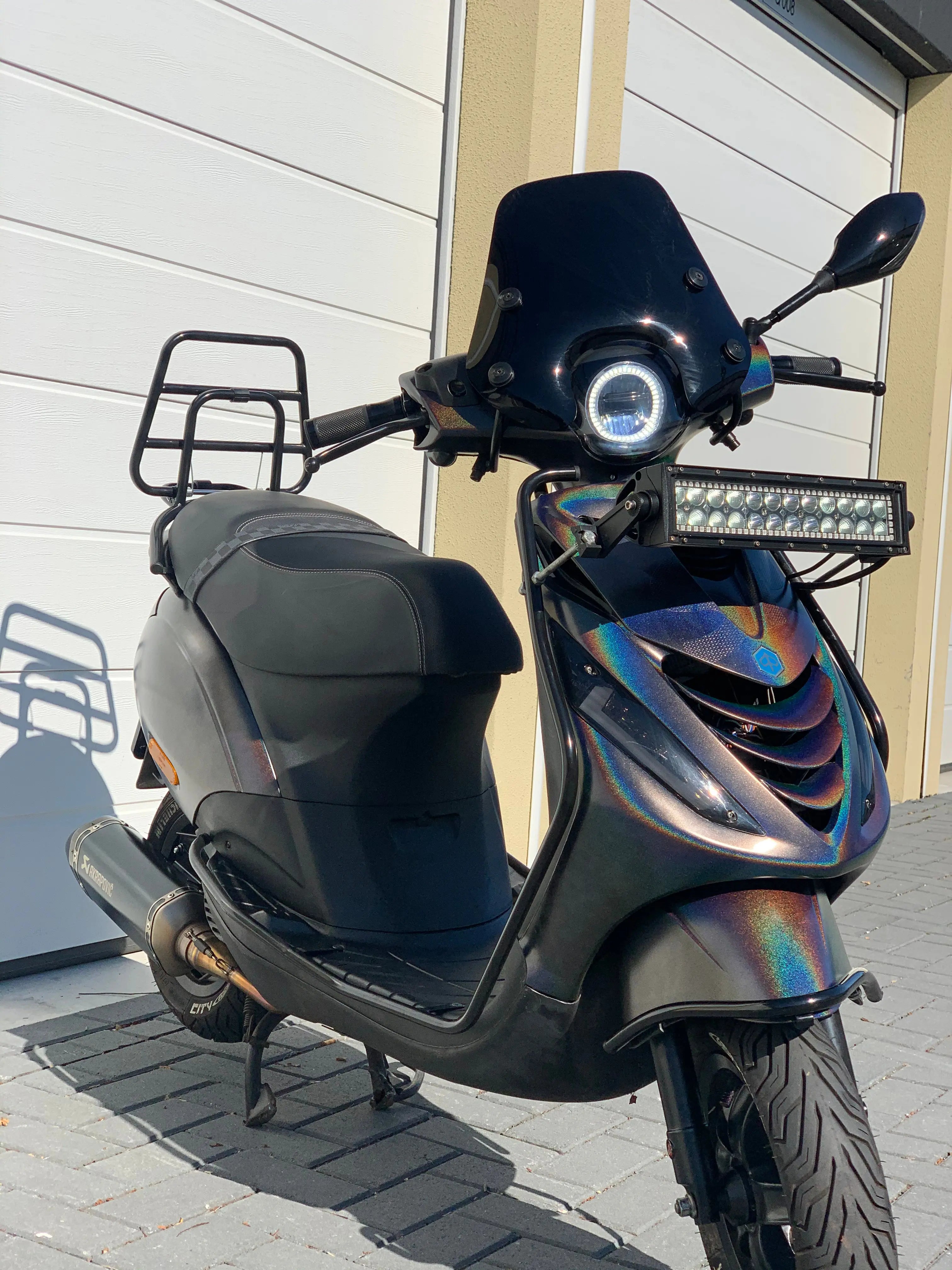 Led Angel Eye Piaggio Zip in koplamp unit - AE-trading